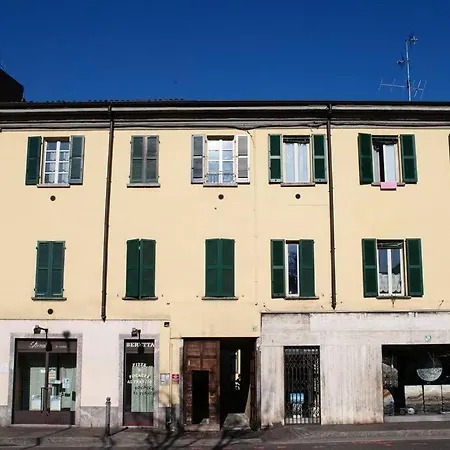 Be Happy - The House Of Travelers 아파트 *